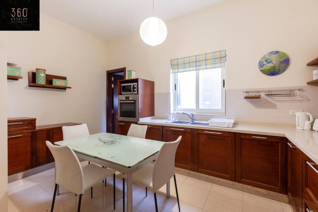 Beautiful, Typical Maltese 4Br Home With Roof Top By 360 Estates Sliema Exteriör bild