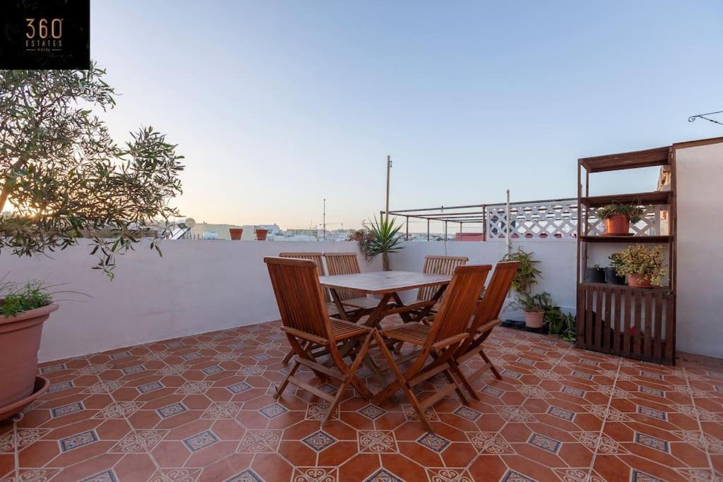 Beautiful, Typical Maltese 4Br Home With Roof Top By 360 Estates Sliema Exteriör bild