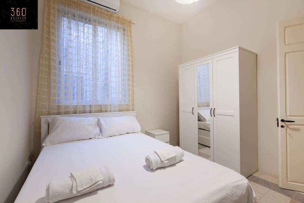 Beautiful, Typical Maltese 4Br Home With Roof Top By 360 Estates Sliema Exteriör bild