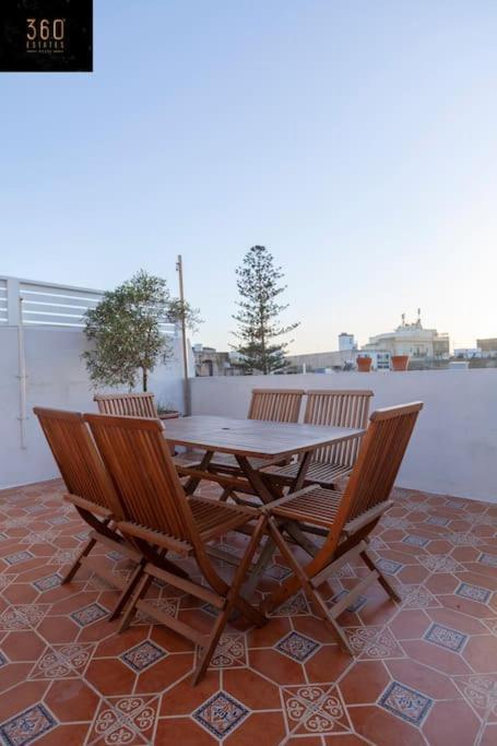 Beautiful, Typical Maltese 4Br Home With Roof Top By 360 Estates Sliema Exteriör bild